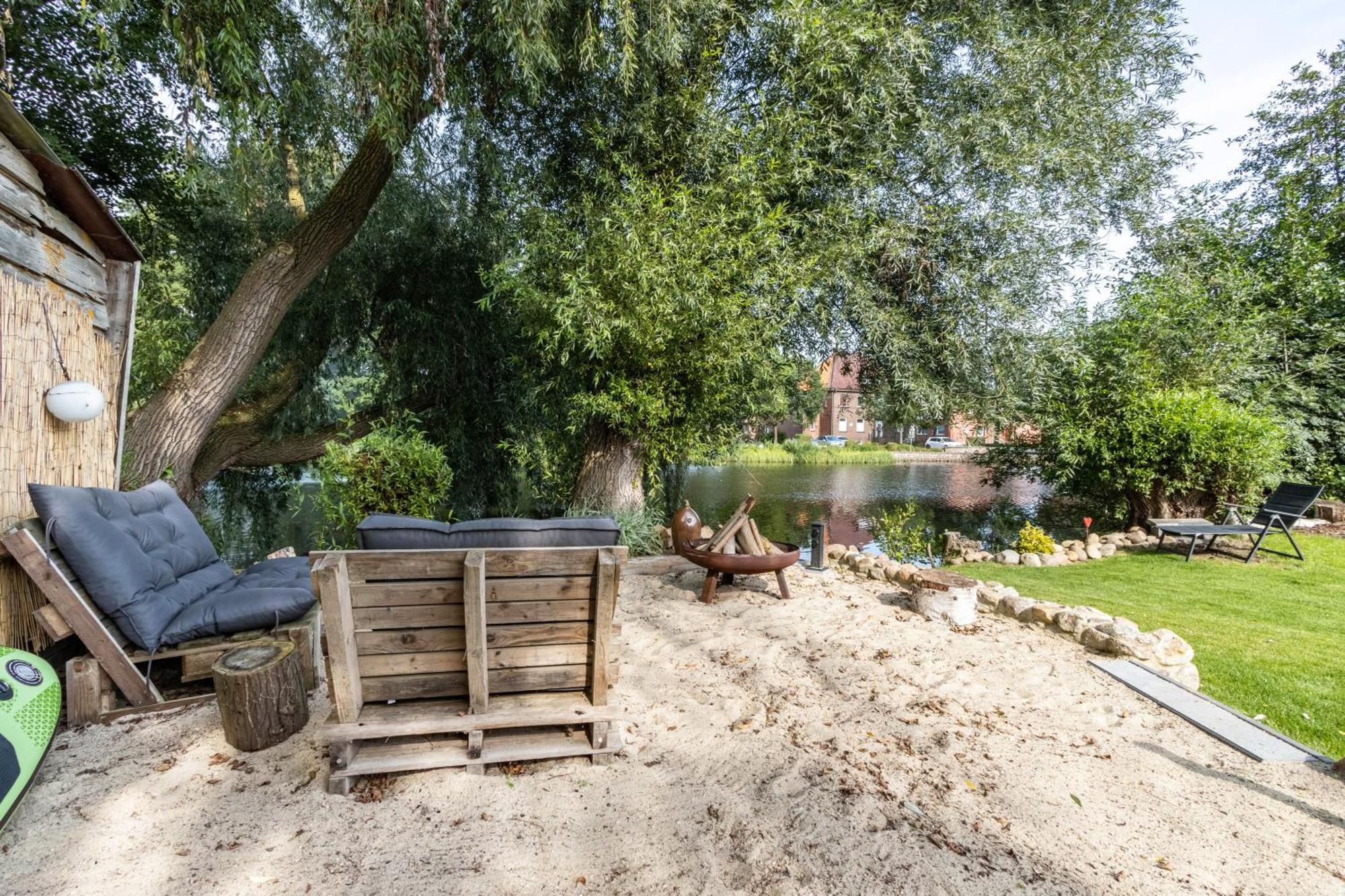 Ferienwohnung Am Parksee Bad Bodenteich エクステリア 写真