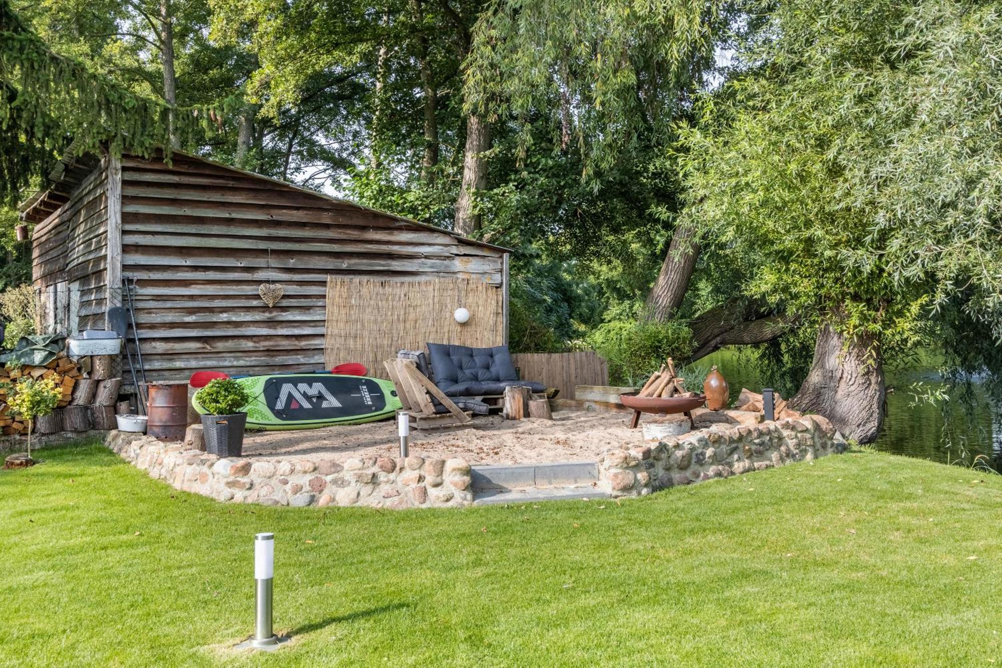 Ferienwohnung Am Parksee Bad Bodenteich エクステリア 写真